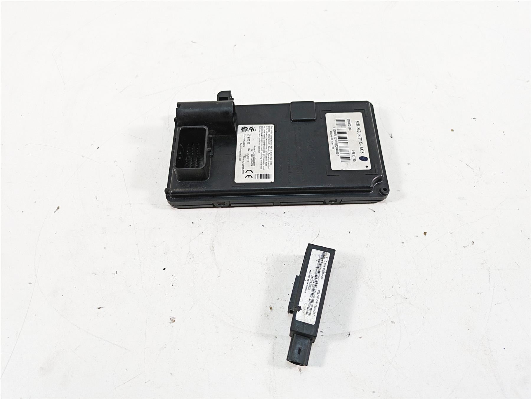 2018 Harley Touring FLHXSE CVO Street Glide Bcm X-Axis Control Module 41000341C {{ shop.shopifyCountryName }} - Mototech271