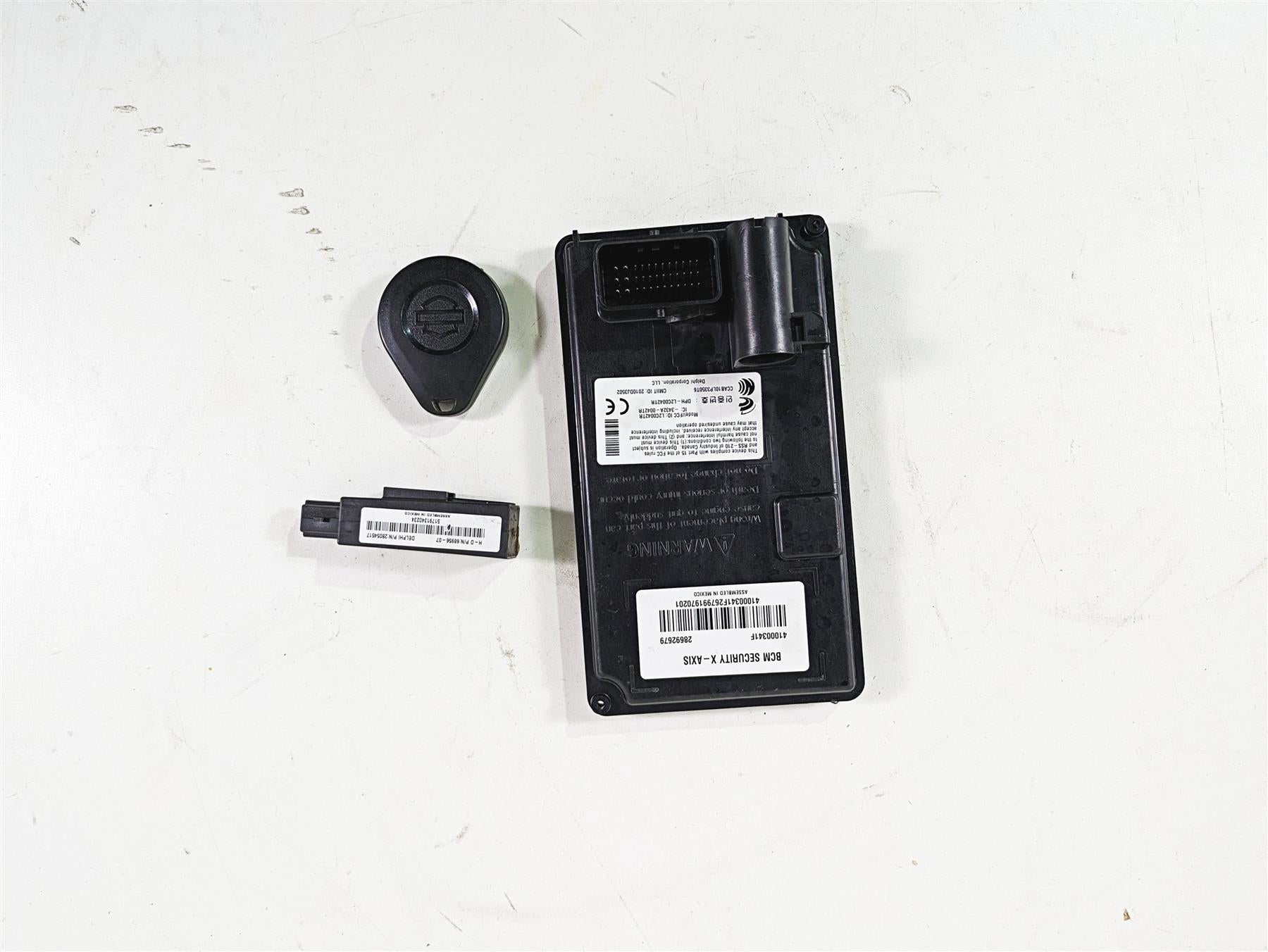2020 Harley Touring FLHT Electra Glide Bcm Control Module Fob X-Axis 41000341F {{ shop.shopifyCountryName }} - Mototech271