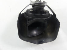 Load image into Gallery viewer, 2005 Harley Dyna FXDLI Low Rider Horn &amp; Chrome Cover 61300478A
