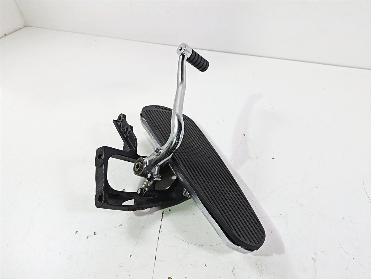 2019 Indian Chieftain Limited Right Floor Board & Brake Pedal 5141001 1023251 {{ shop.shopifyCountryName }} - Mototech271