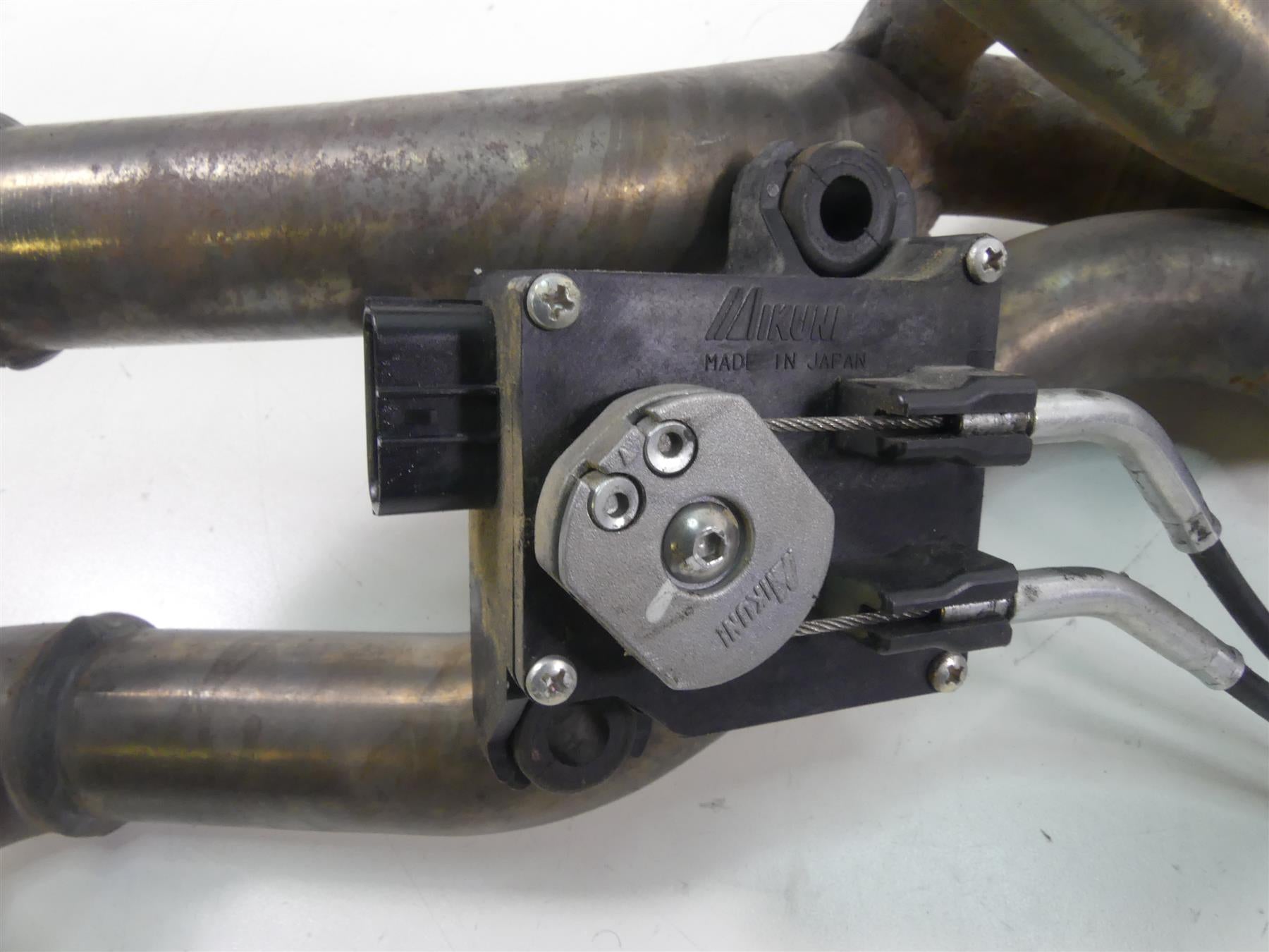2018 Mv Agusta Brutale 800 RR Exhaust Header Manifold & Servo Motor 8000C3523 {{ shop.shopifyCountryName }} - Mototech271