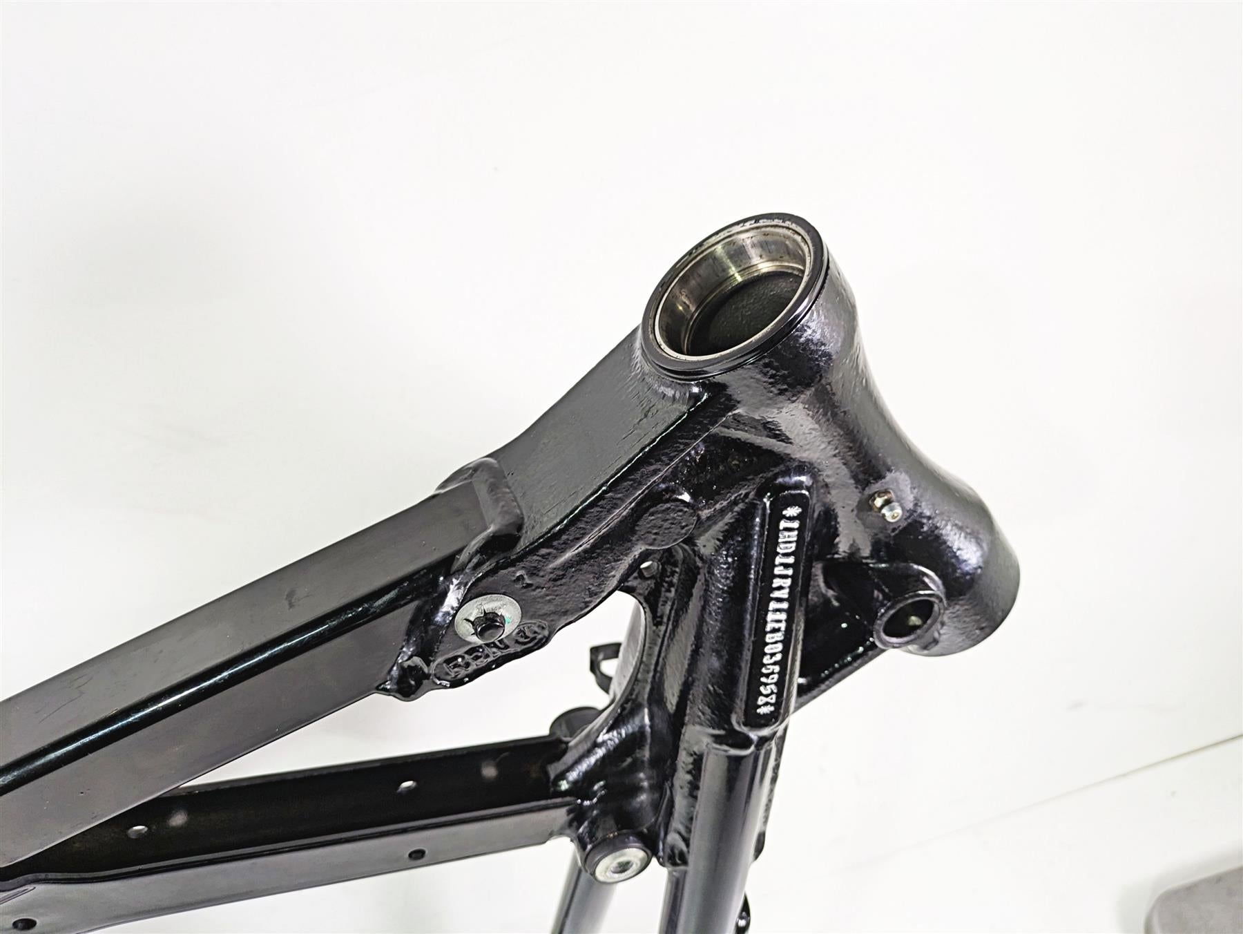 2014 Harley FLS Softail Slim Straight Main Frame Chassis With Clean Arkansas Title 47173-11BHP {{ shop.shopifyCountryName }} - Mototech271