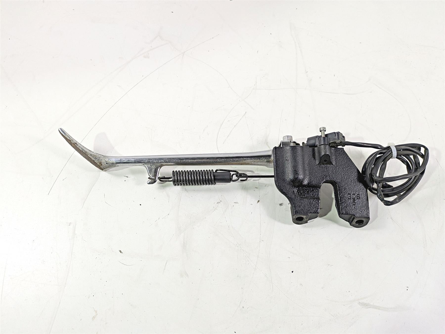 2008 Yamaha XVS1300 V-Star Tourer Kickstand Kick Stand & Switch 4KU-27311-13-00 {{ shop.shopifyCountryName }} - Mototech271