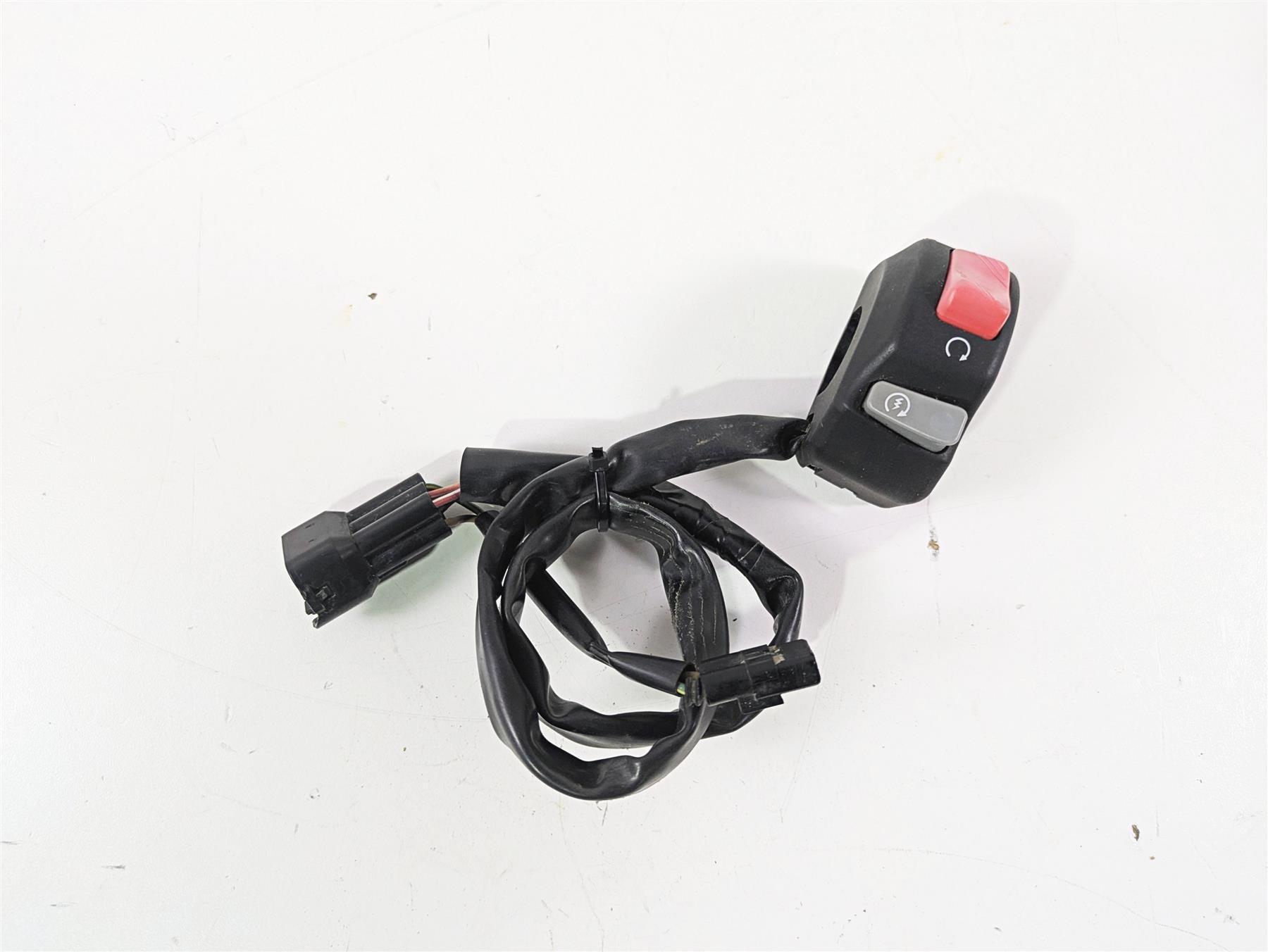 2023 Kawasaki ZX1400 ZX14R Ninja Right Hand Control Switch Kill Start 46091-0321 {{ shop.shopifyCountryName }} - Mototech271