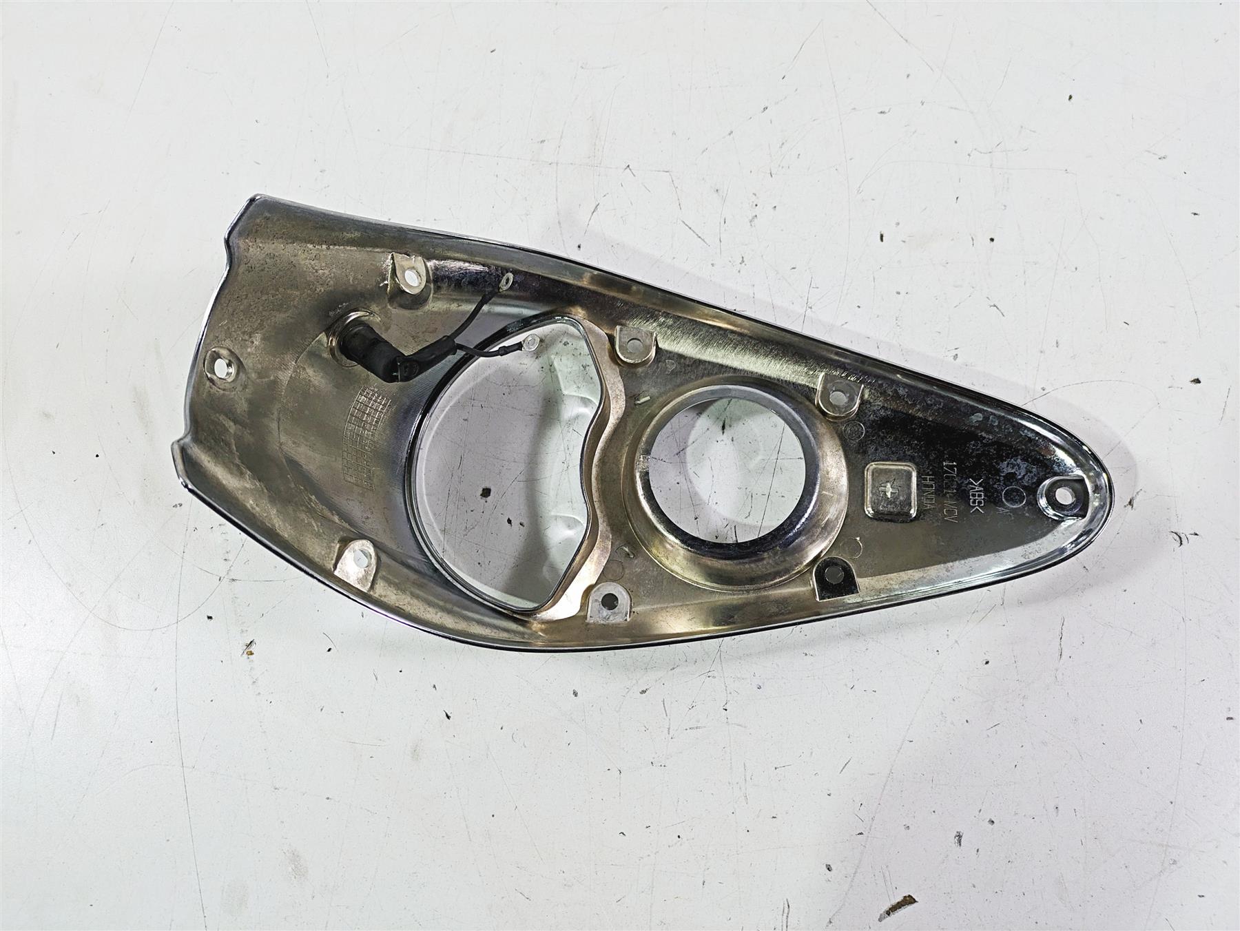 2002 Honda VTX1800 Retro Fuel Gas Petrol Tank Chrome Dash Cover 17621-MCV-000 {{ shop.shopifyCountryName }} - Mototech271