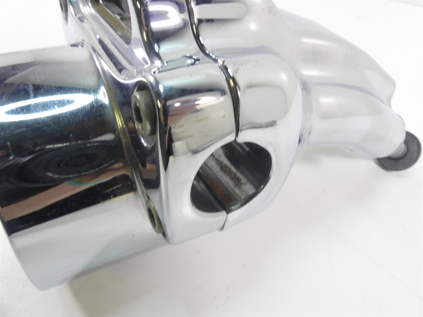 2006 Harley Sportster XL1200 Custom Handlebar Riser Speedo Holder Clamp 56017-04 {{ shop.shopifyCountryName }} - Mototech271