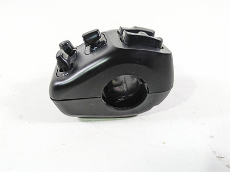 2018 Indian Chieftain Dark Horse Left Hand Control Switch 4016912 4018465 {{ shop.shopifyCountryName }} - Mototech271