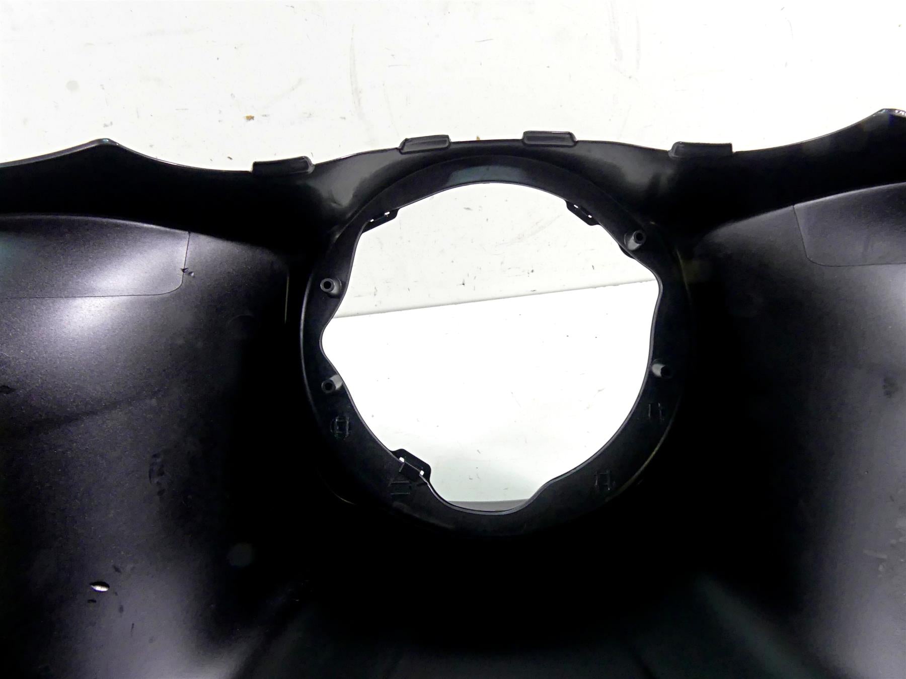 2015 Harley Touring FLHXS Street Glide Front Outer Nose Fairing Cover 57000016 {{ shop.shopifyCountryName }} - Mototech271