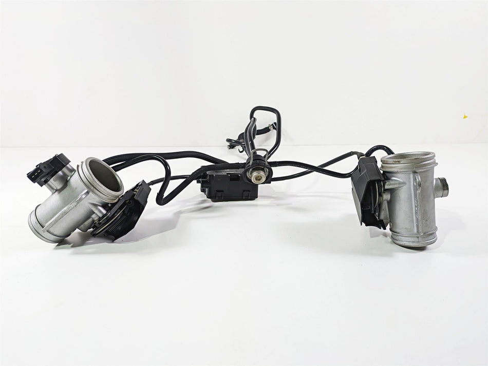 2006 BMW R1200GS K255 Adv Throttle Body Set & Cables 13547672731 13547672732 {{ shop.shopifyCountryName }} - Mototech271