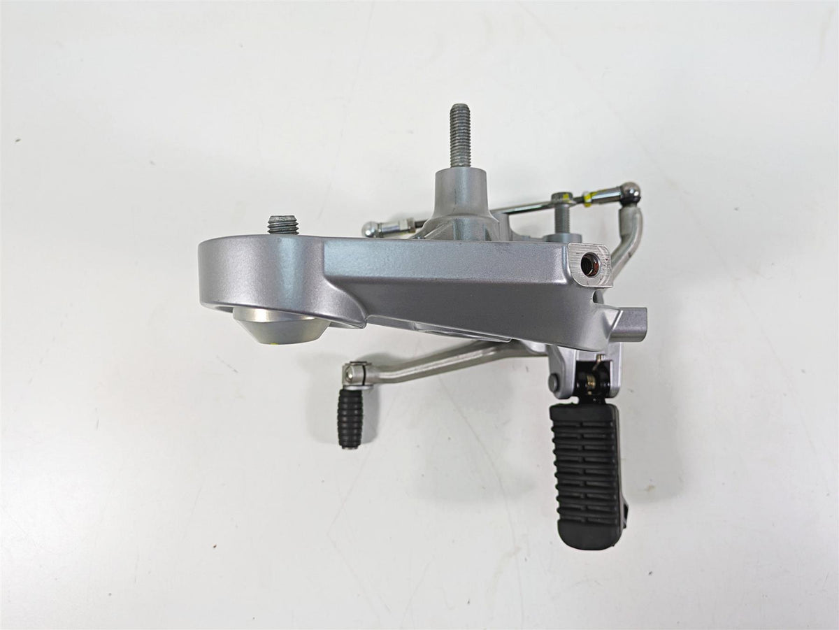 2020 Moto Guzzi V85 TT Adventure Left Foot Peg Footpeg & Shifter Set 2B005623 {{ shop.shopifyCountryName }} - Mototech271