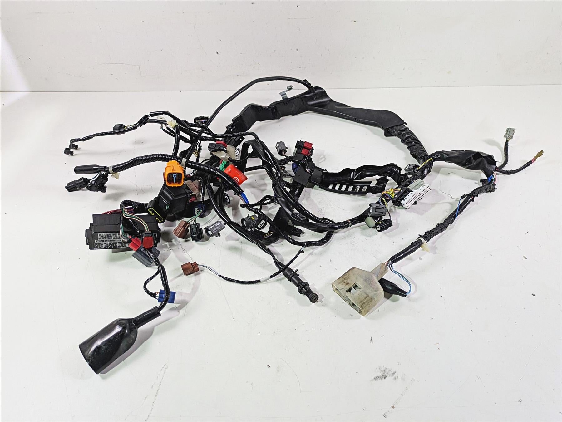 2025 Honda CBR600RR Main Wiring Harness Loom - For Parts 32100-MJC-L10 {{ shop.shopifyCountryName }} - Mototech271