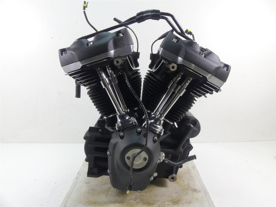 2018 Harley Softail FXBB Street Bob Runnin 107 M8 Engine Motor 6k -Vid 16200386 {{ shop.shopifyCountryName }} - Mototech271