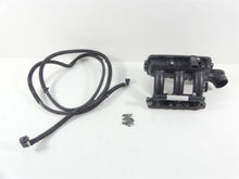 Load image into Gallery viewer, 2018 Can Am Maverick X3 XMR Turbo R Intake Manifold &amp; Injectors 420867345
