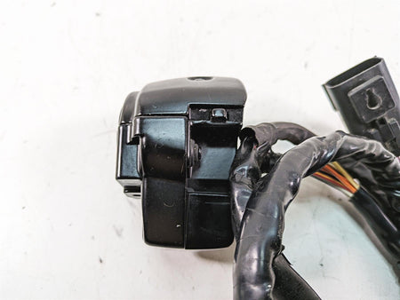 2013 Harley Touring FLHX Street Glide Right Hand Control Switch - Read 71684-06A {{ shop.shopifyCountryName }} - Mototech271