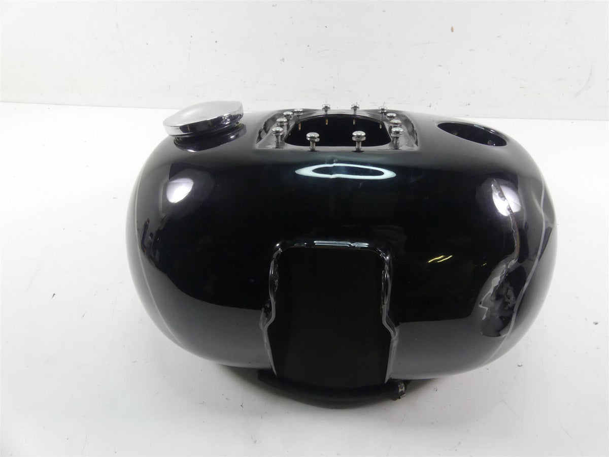 2010 Harley FXDWG Dyna Wide Glide Fuel Gas Petrol Tank - Dented 61593-10 {{ shop.shopifyCountryName }} - Mototech271