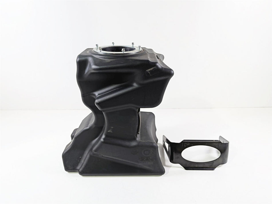 2011 Harley VRSCDX Night Rod Plastic Fuel Gas Petrol Tank Reservoir 61328-07A {{ shop.shopifyCountryName }} - Mototech271