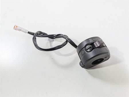 2019 Ducati 959 Panigale Right Hand Start Stop Control Switch - Read 65010094I {{ shop.shopifyCountryName }} - Mototech271