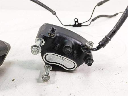 2006 Harley Touring FLHTCUI Electra Glide Front Brake Calipers 44023-00 44046-00 {{ shop.shopifyCountryName }} - Mototech271