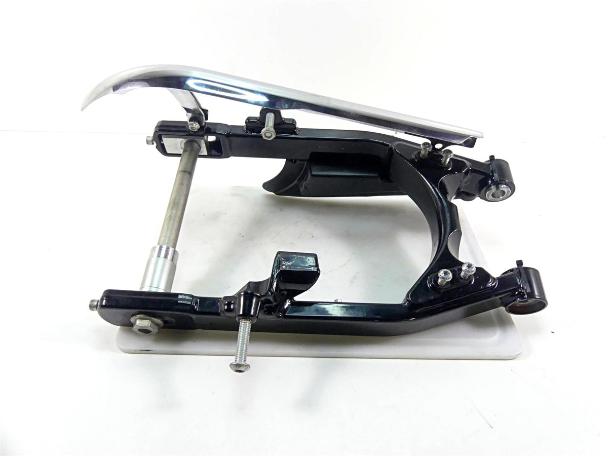 2010 Harley FXDF Dyna Fat Bob Rear Nice Swingarm & Belt Guards 47820-10 {{ shop.shopifyCountryName }} - Mototech271