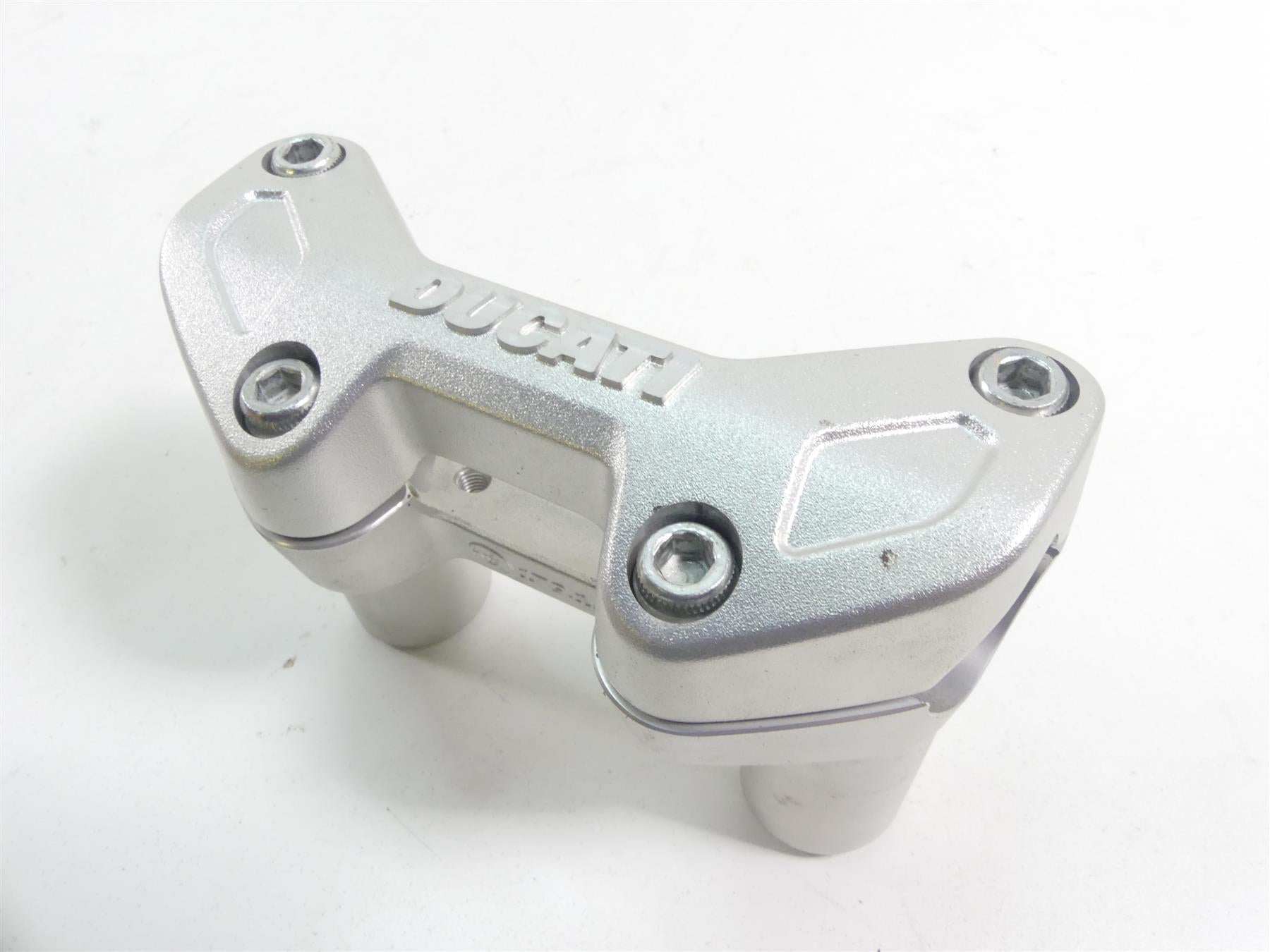 2019 Ducati Multistrada 1260 S Pikes Peak Handlebar Holder Riser Clamp 36011792A