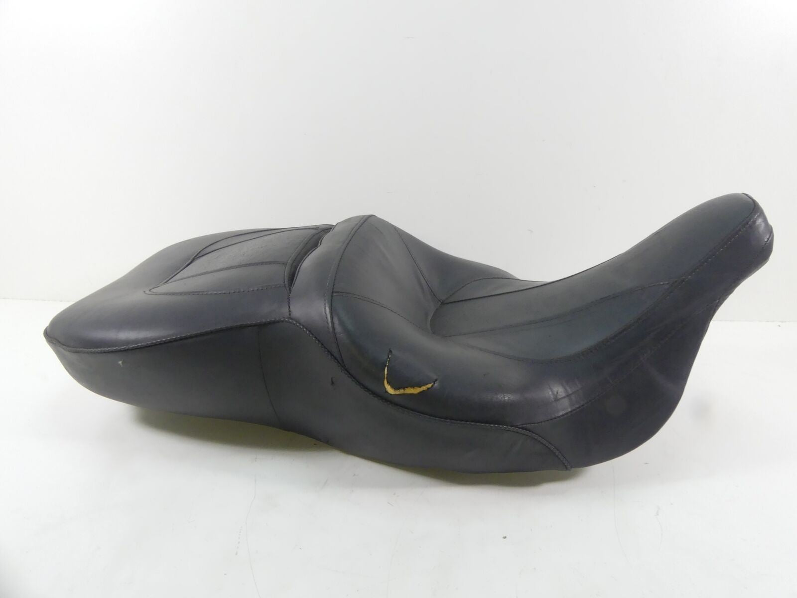 2006 Harley Touring FLHTCU SE CVO Heated Dual Driver Seat Saddle - Read 51718-06 {{ shop.shopifyCountryName }} - Mototech271