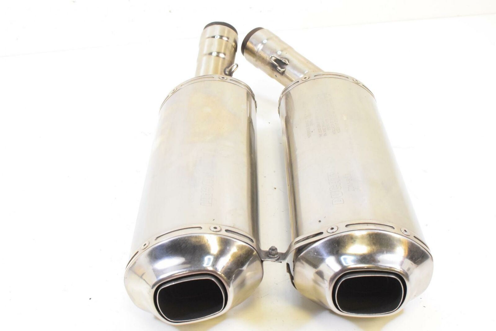 2008 Ducati 848 Polished Exhaust Pipe Muffler Silencer Set 57411962C 57311992C {{ shop.shopifyCountryName }} - Mototech271