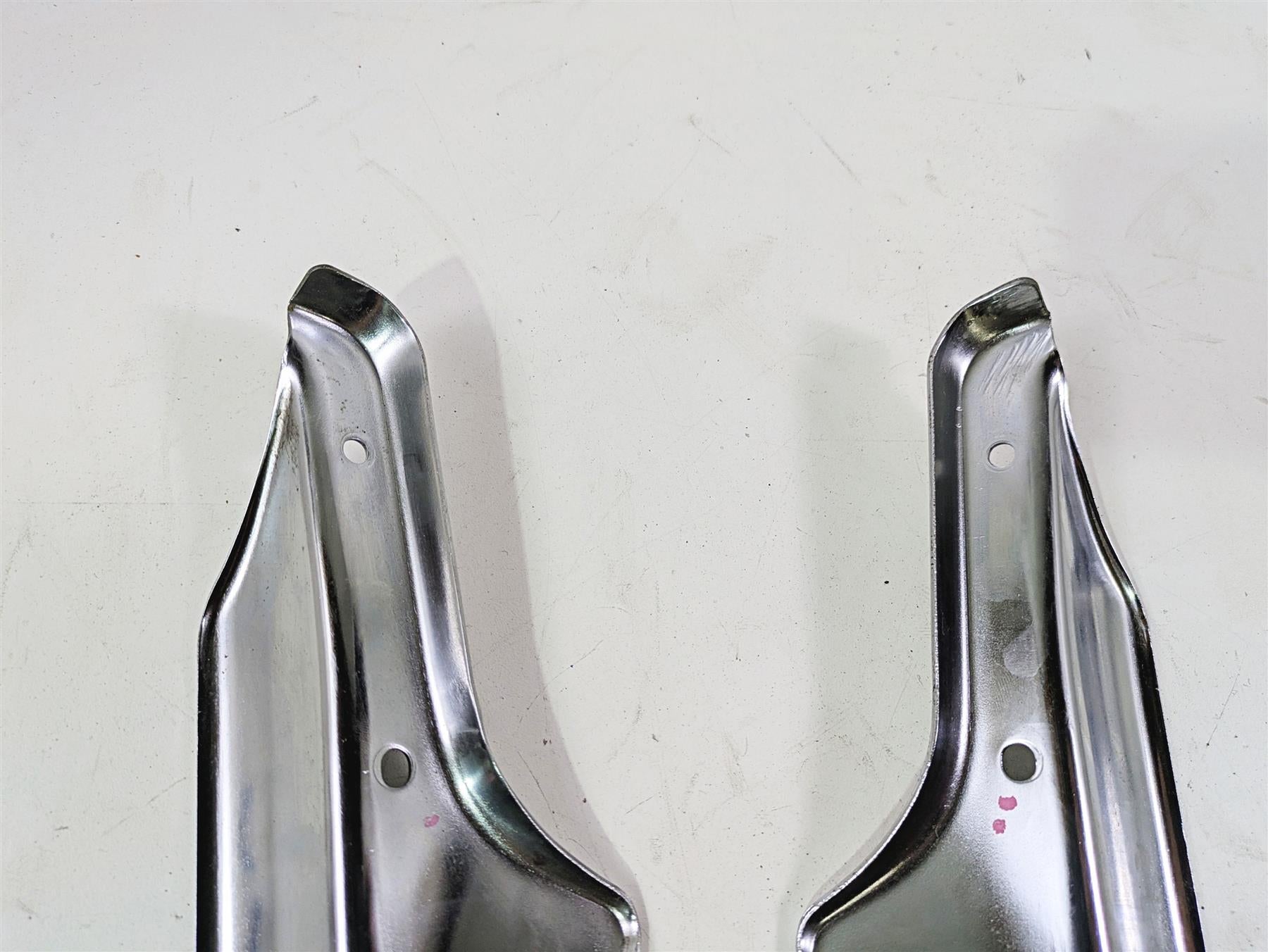 2006 Triumph Rocket 3 Front Fork Lower Cover Protector Set T2045512 T2045513 {{ shop.shopifyCountryName }} - Mototech271
