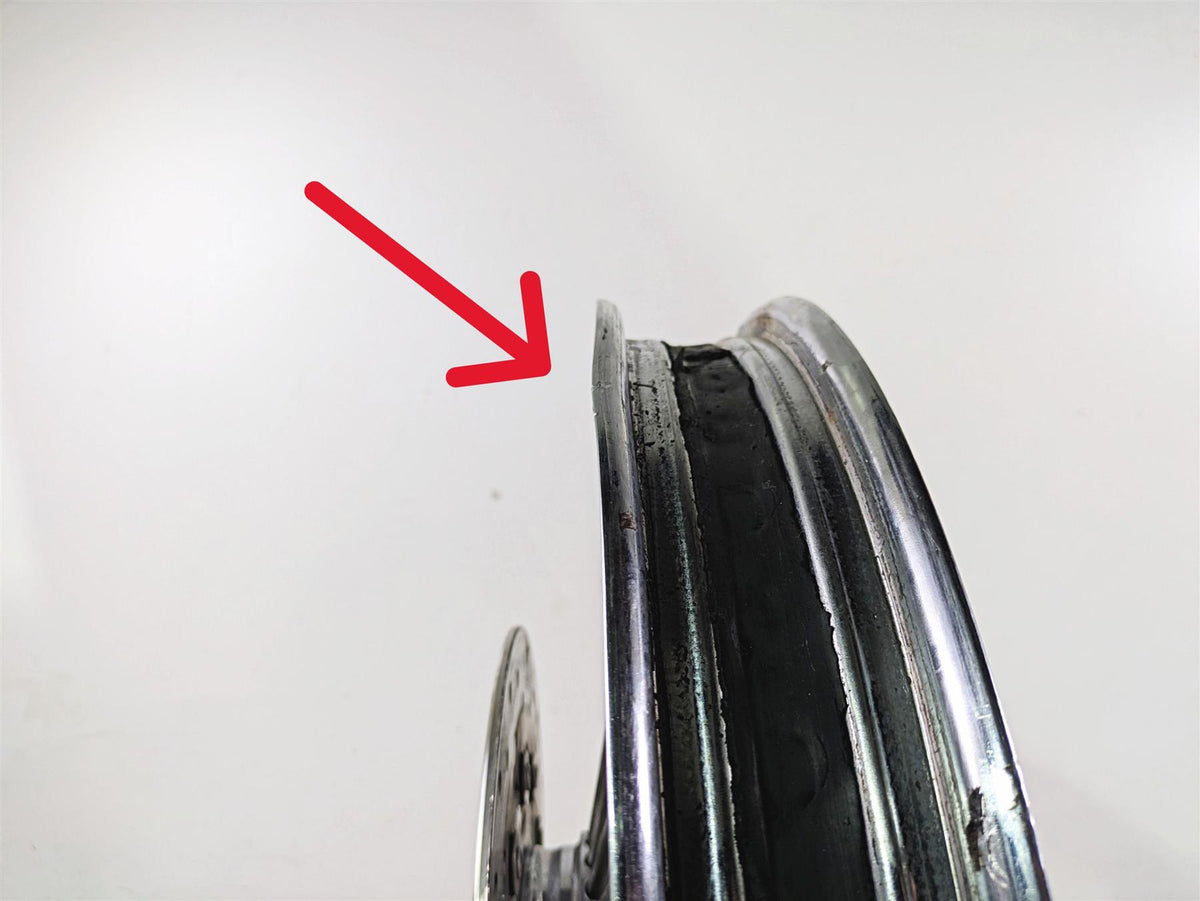 1998 Harley Touring FLHRCI Road King 21x2.15 Front Wheel Fat Spoke - Dent {{ shop.shopifyCountryName }} - Mototech271