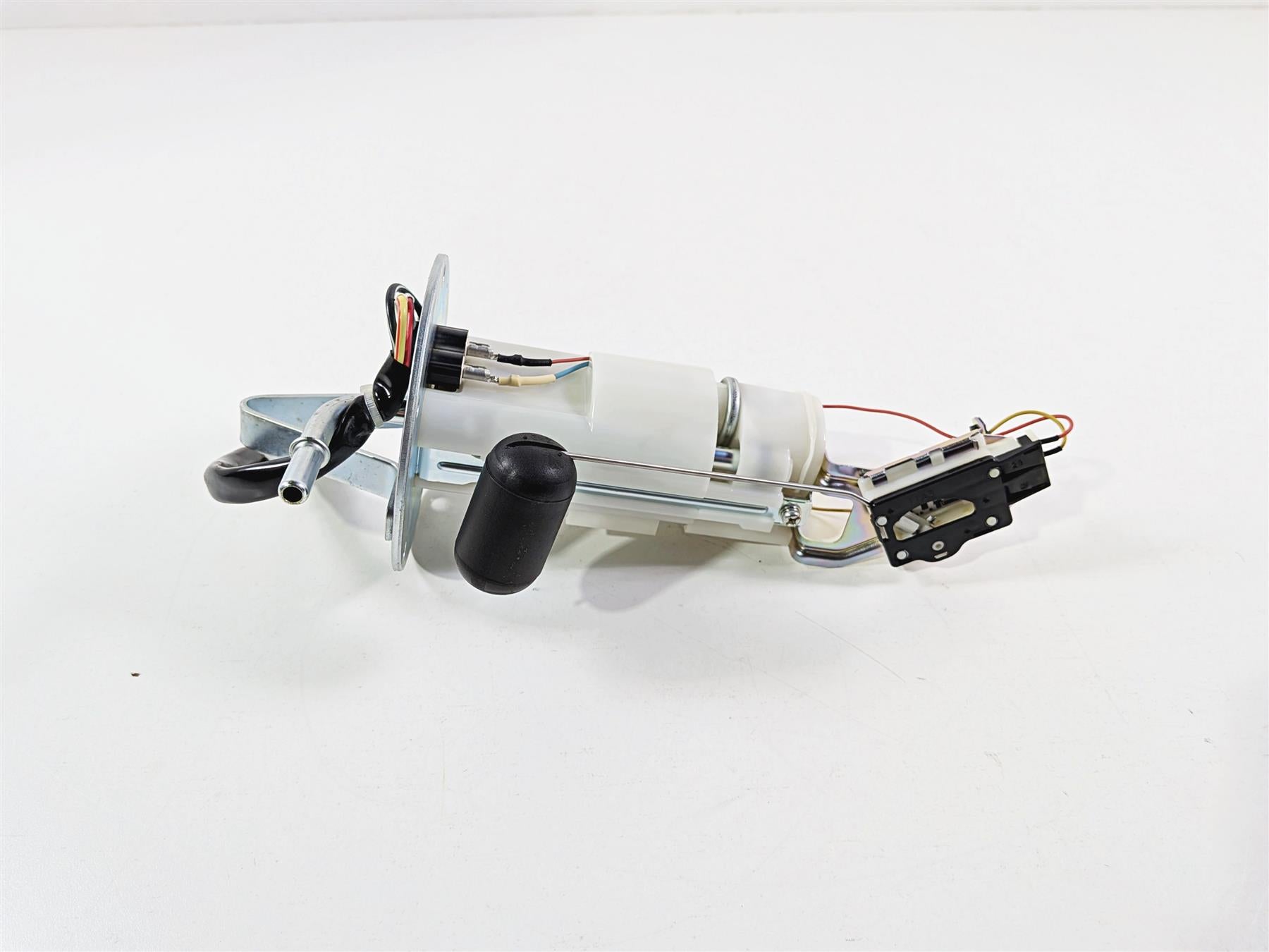 2024 Suzuki GSXR 600 Fuel Gas Petrol Pump & Sending Unit -Tested 15100-14J01 {{ shop.shopifyCountryName }} - Mototech271