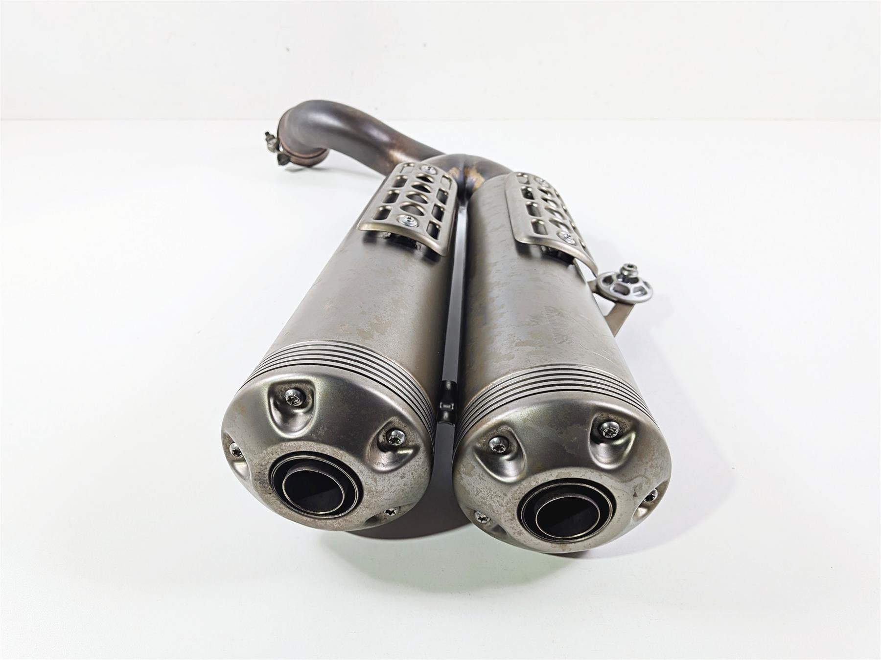 2023 BMW R nineT Scrambler K23 Akrapovic Exhaust Pipe Muffler 18519443102 {{ shop.shopifyCountryName }} - Mototech271