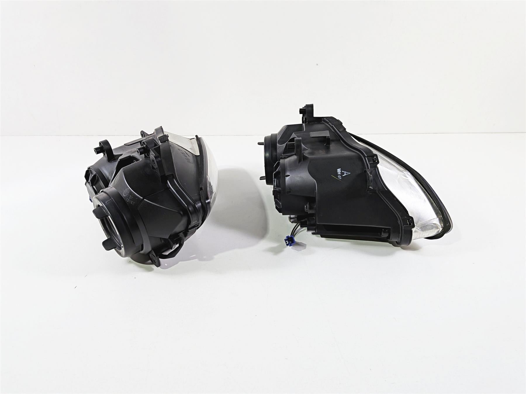 2008 Yamaha YZF R1 RN19 Nice Headlight Head Lamp Set & Wiring 4C8-84303-40-00 {{ shop.shopifyCountryName }} - Mototech271