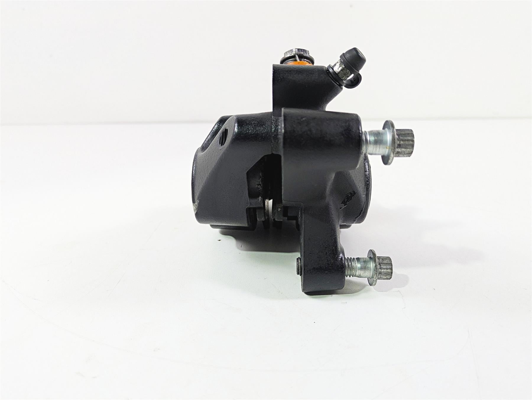2020 Harley Softail FXST Standard Front Brake Caliper - Read 41300095 {{ shop.shopifyCountryName }} - Mototech271