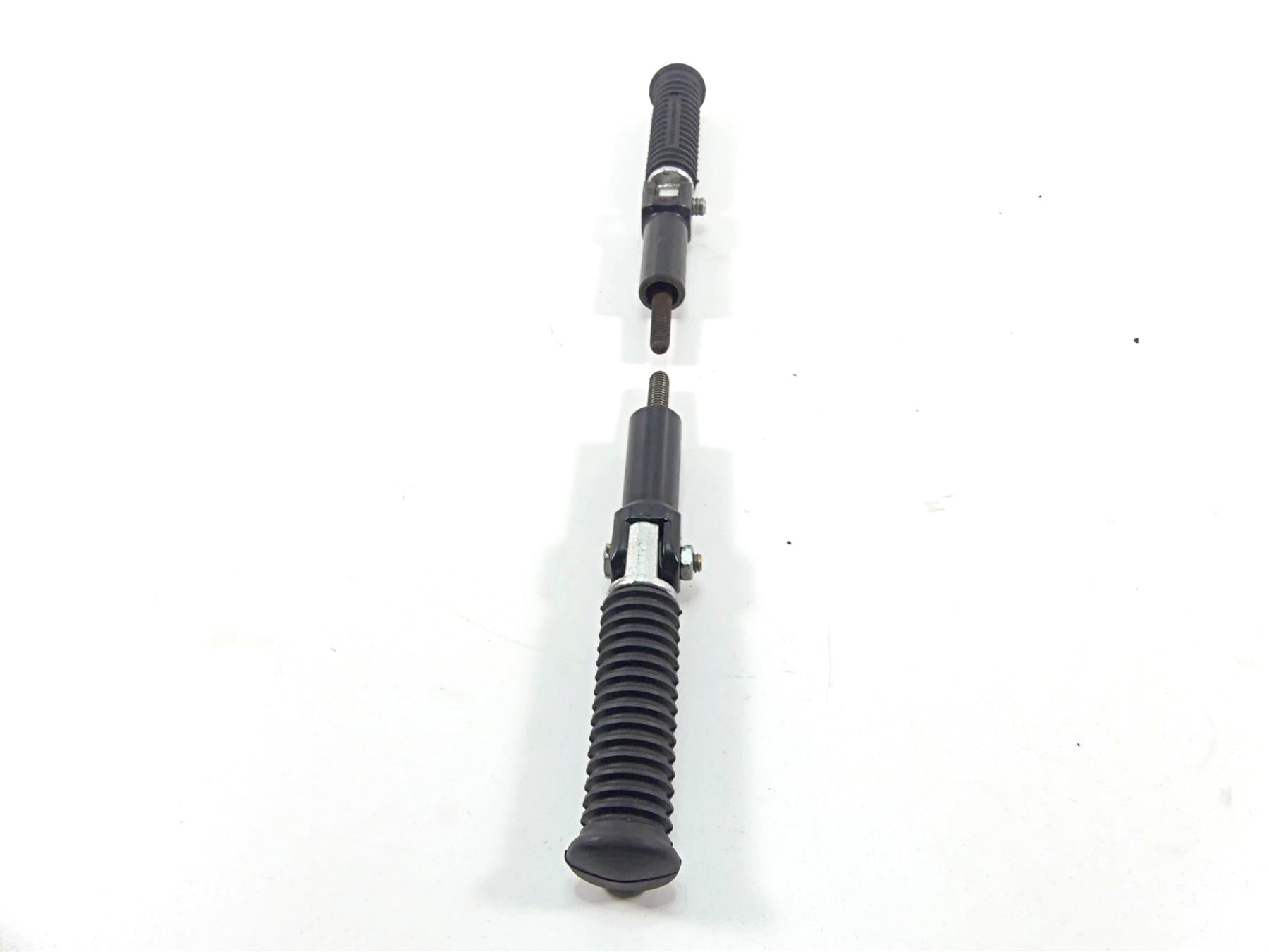 2011 Harley Softail FXS Blackline Passenger Footpeg Foot Peg Set 50943-05A {{ shop.shopifyCountryName }} - Mototech271