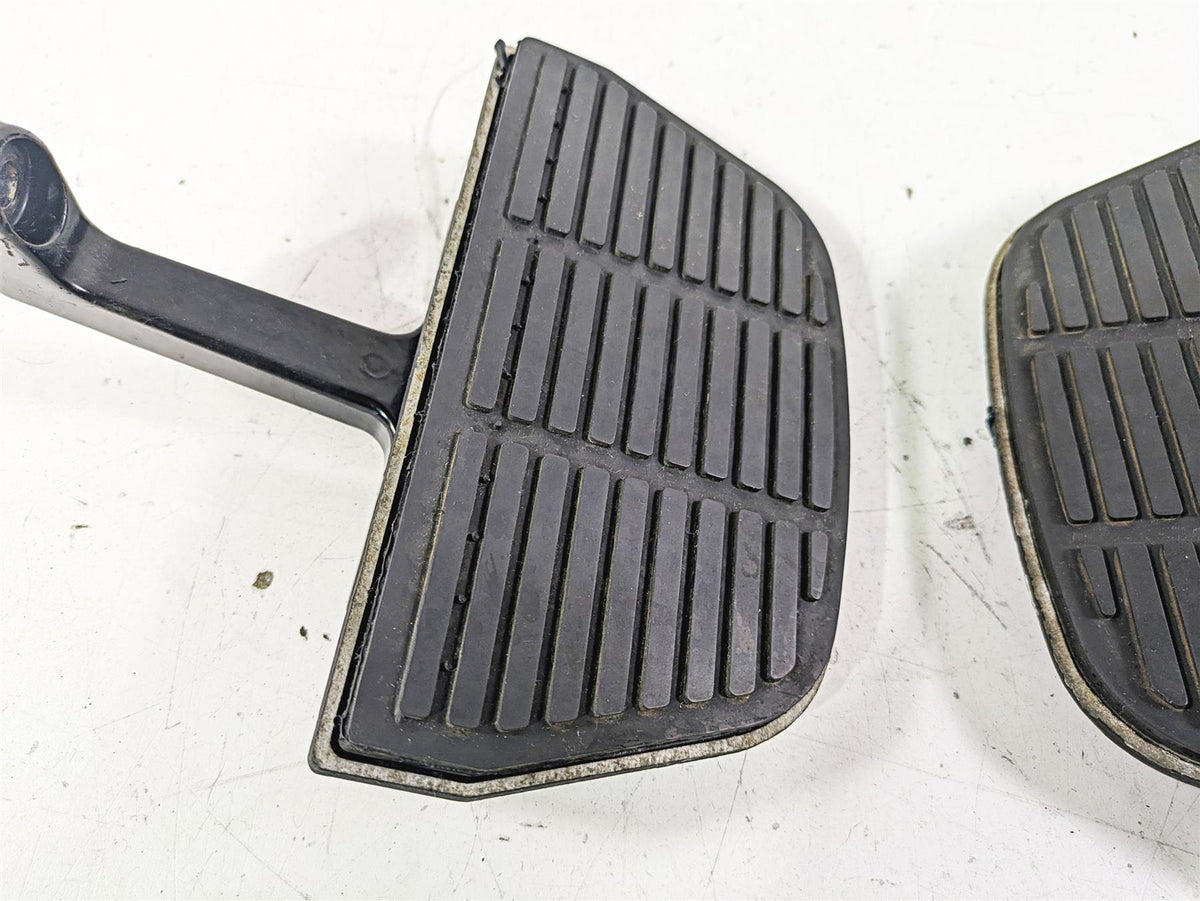 2003 Harley Touring FLHTCUI 100TH E-Glide Passenger Floor Board Set 52719-93B {{ shop.shopifyCountryName }} - Mototech271