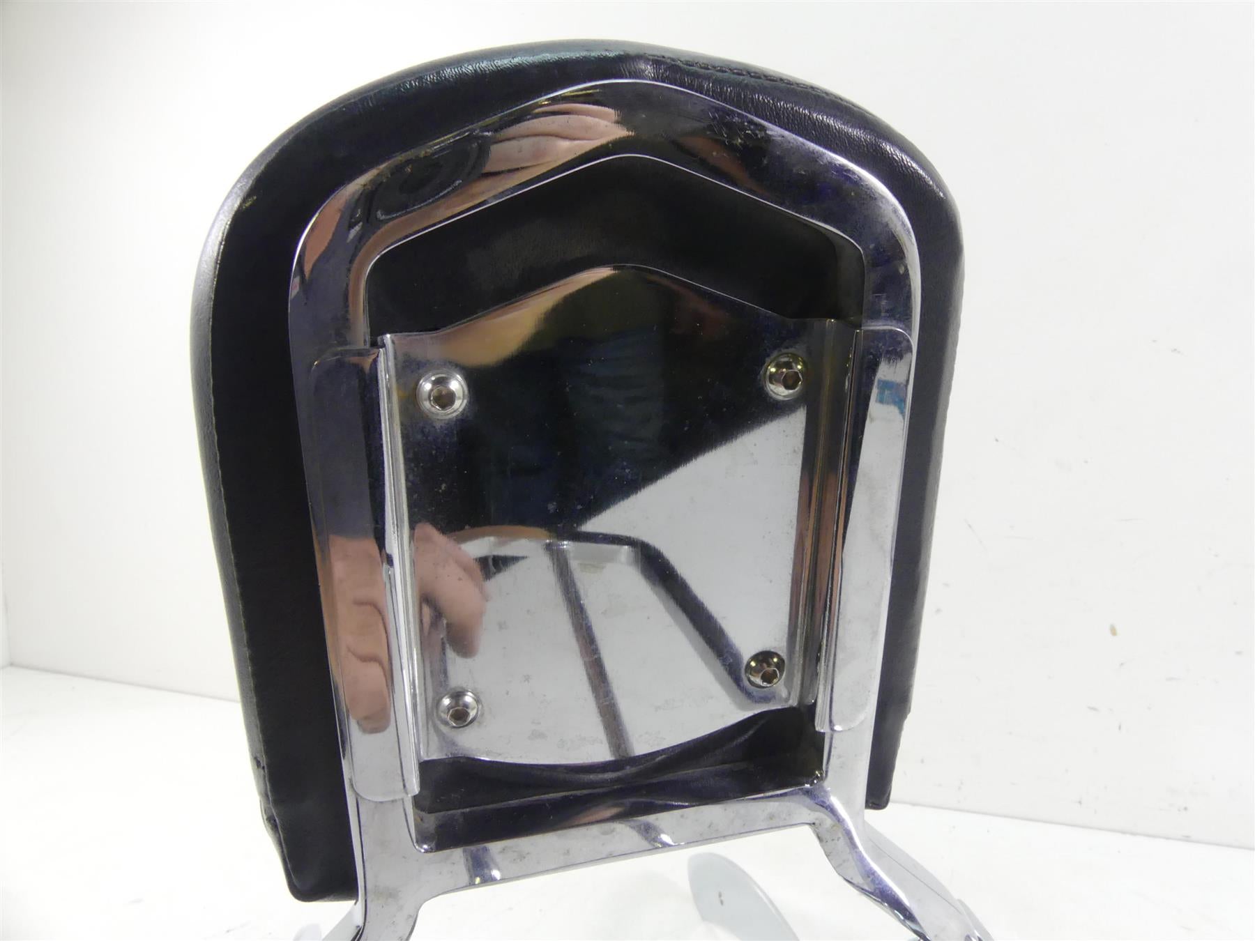 2002 Yamaha XVS1100 V-Star Nice Chrome Sissy Bar Back Rest {{ shop.shopifyCountryName }} - Mototech271