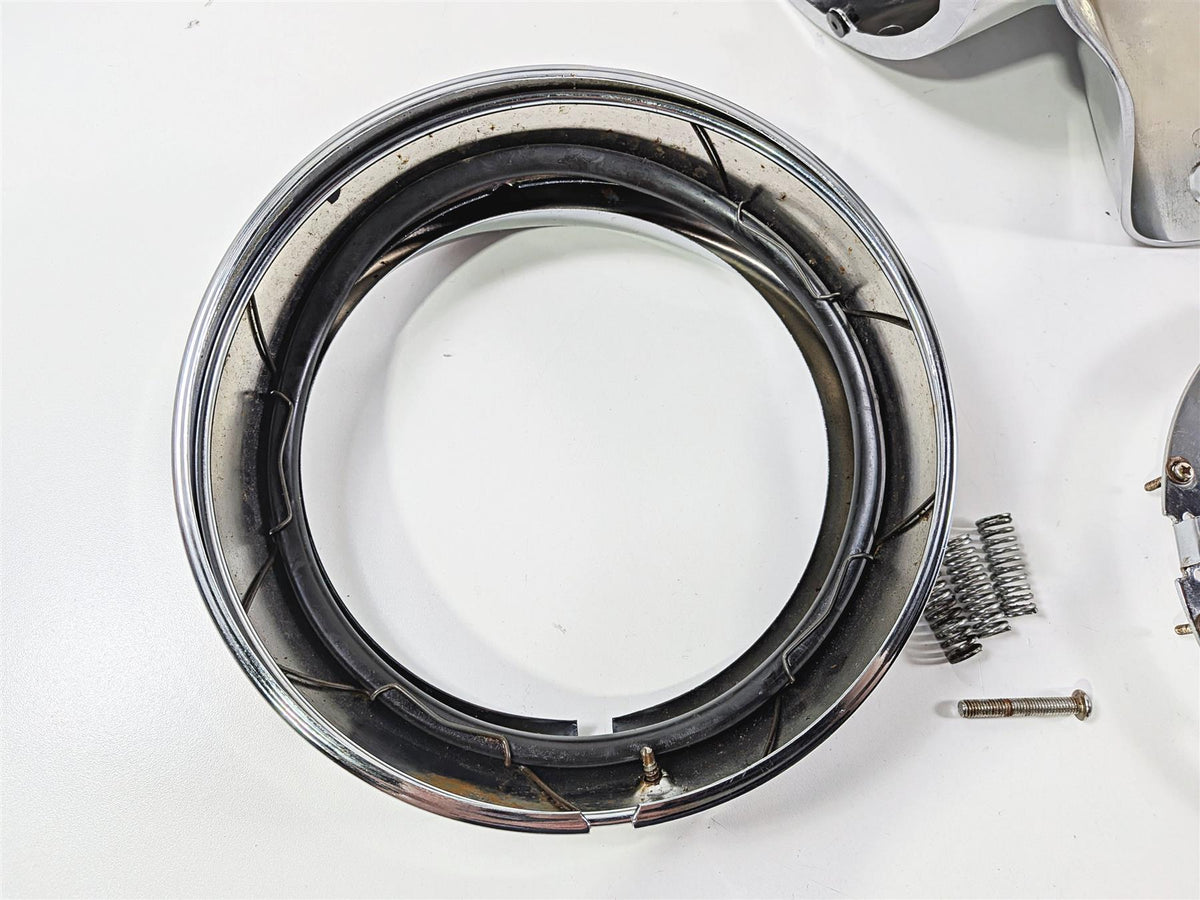 Harley Touring Aftermarket Chrome Road King Headlight Cover Nacelle Set {{ shop.shopifyCountryName }} - Mototech271
