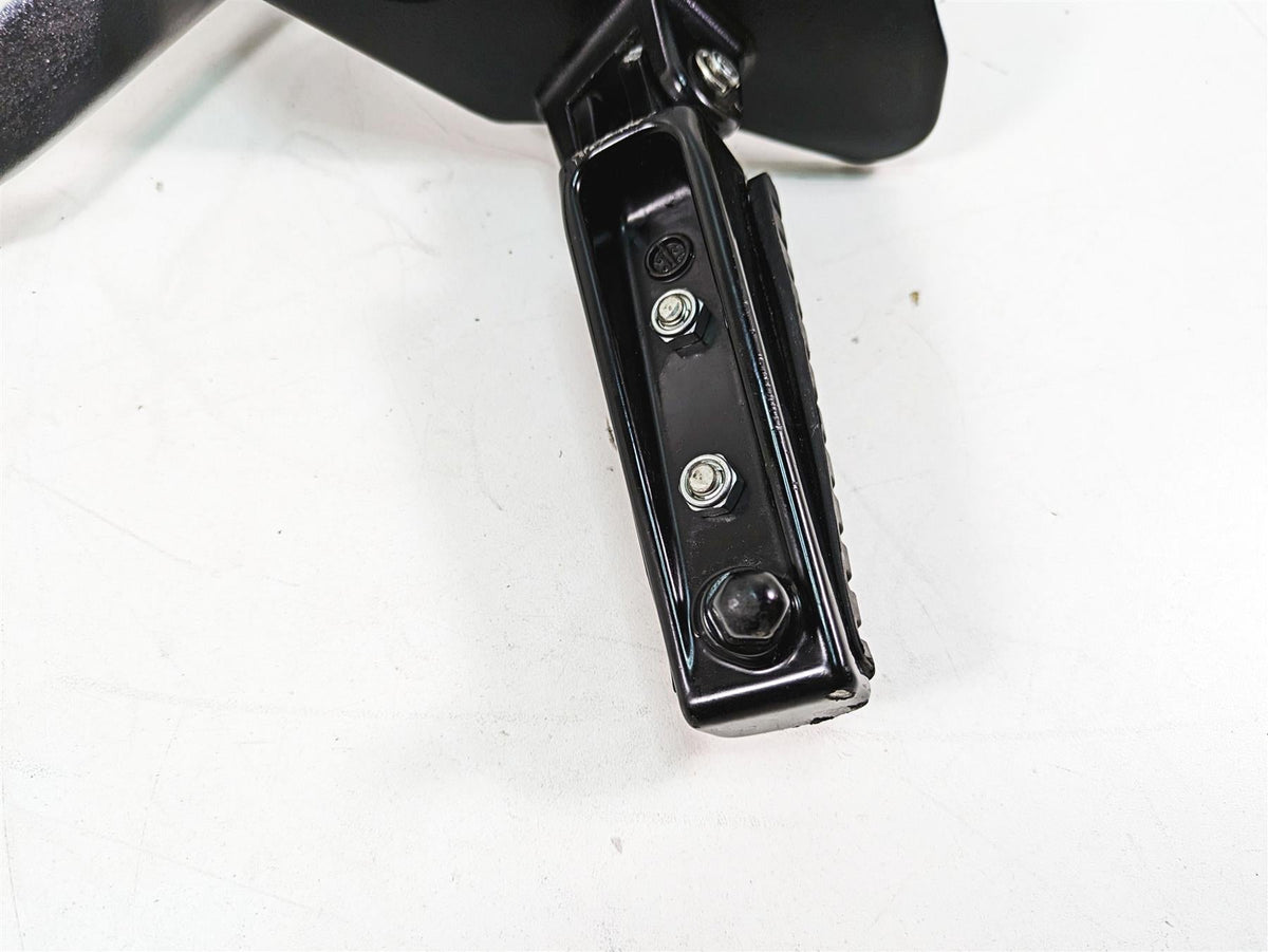 2016 Suzuki M109R VZR1800 Right Front Footpeg & Brake Pedal 43511-48G10 {{ shop.shopifyCountryName }} - Mototech271