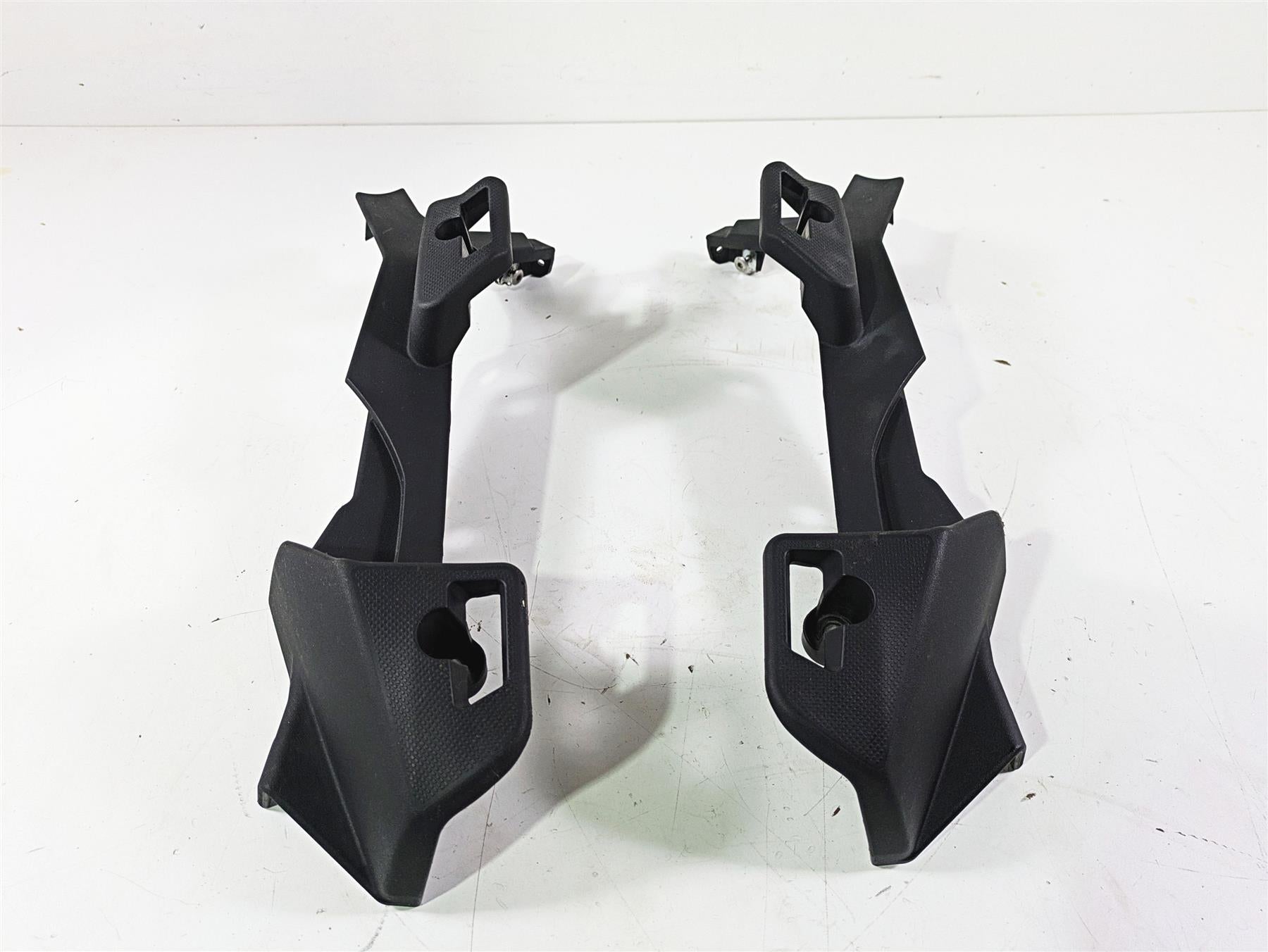 2016 Moto Guzzi Stelvio 1200 8V NTX Saddlebag Mounts Set 886207 886208 | Mototech271
