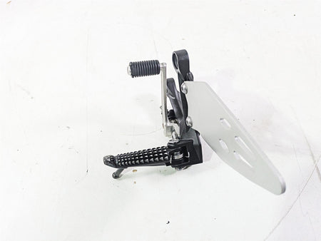 2020 Kawasaki ZX6R Ninja Left Footpeg Foot Peg Shifter Lever 35063-0160-18R {{ shop.shopifyCountryName }} - Mototech271