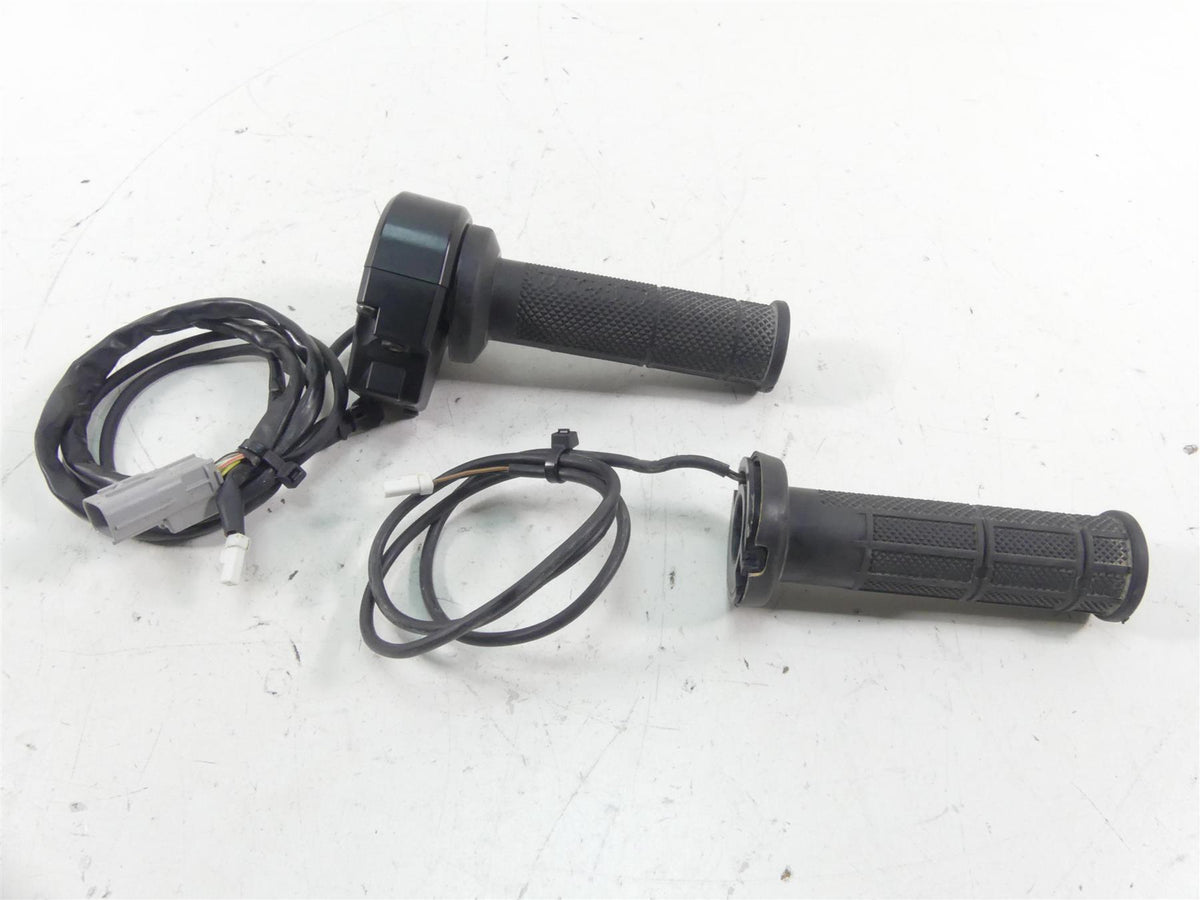 2020 Ducati Multistrada 1260 Enduro Heated Grip & Throttle Control Set 66020121B {{ shop.shopifyCountryName }} - Mototech271