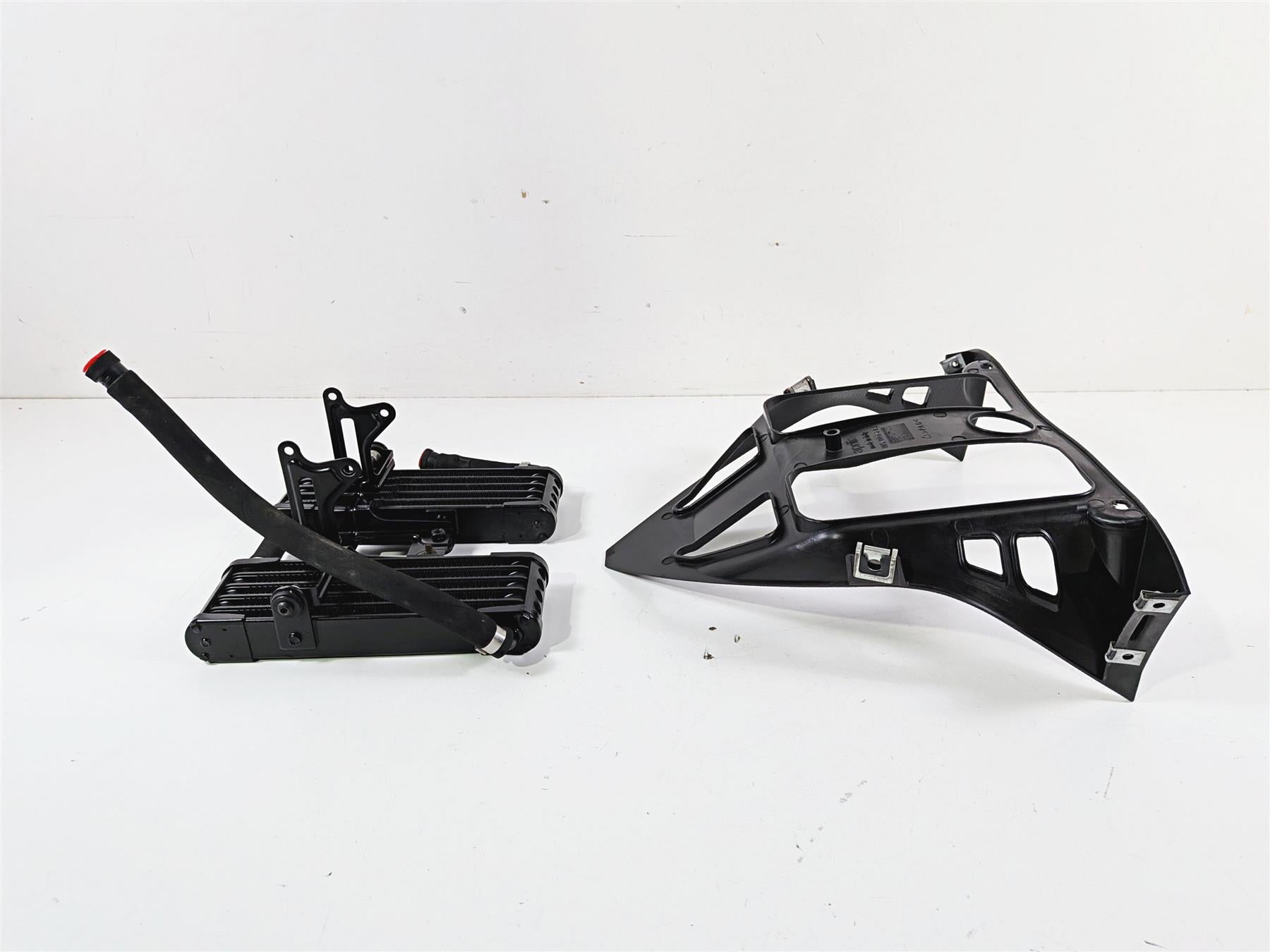 2008 Aprilia RSVR 1000 Factory Oil Cooler & Lines & Cover AP8104341 AP8104452 {{ shop.shopifyCountryName }} - Mototech271