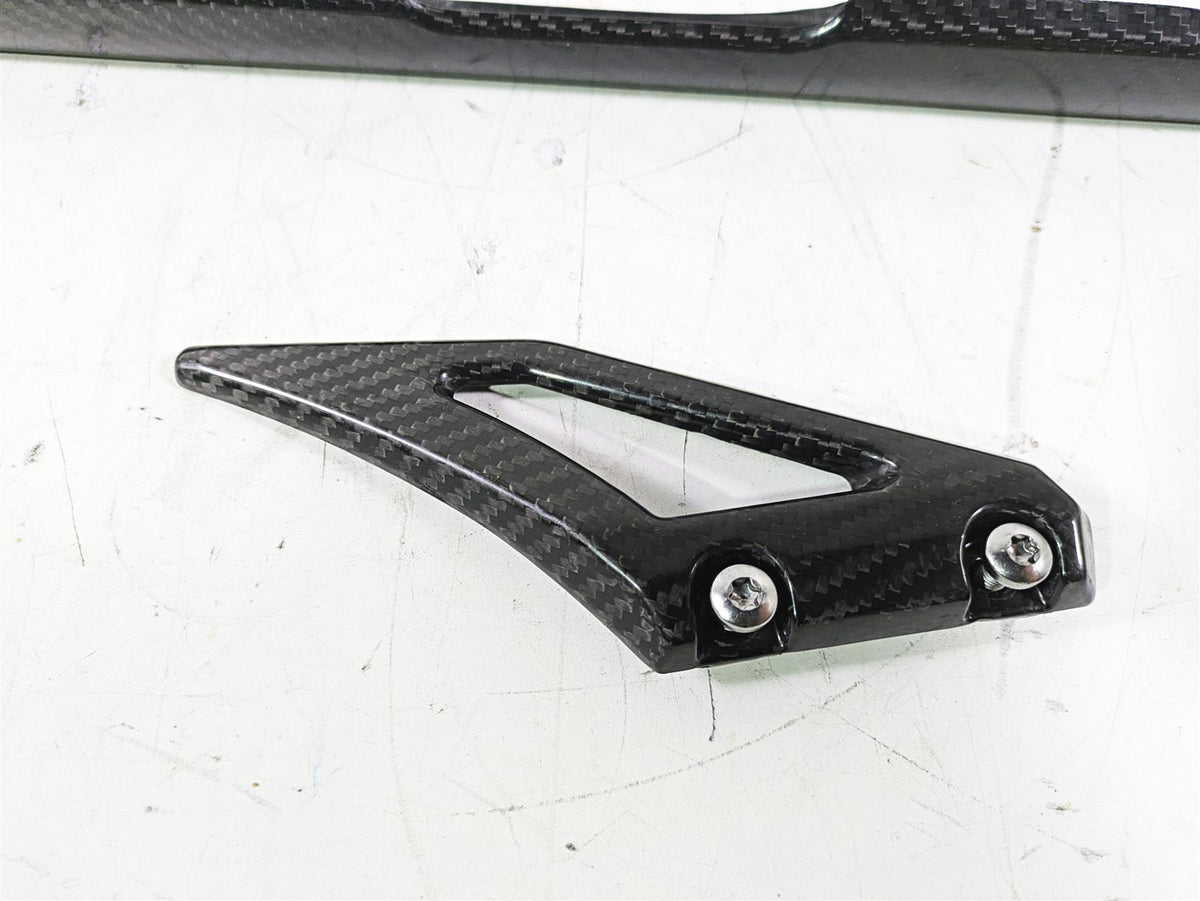2020 Triumph Daytona 765 Moto2 Carbon Fiber Chain Cover Set T2050596 {{ shop.shopifyCountryName }} - Mototech271