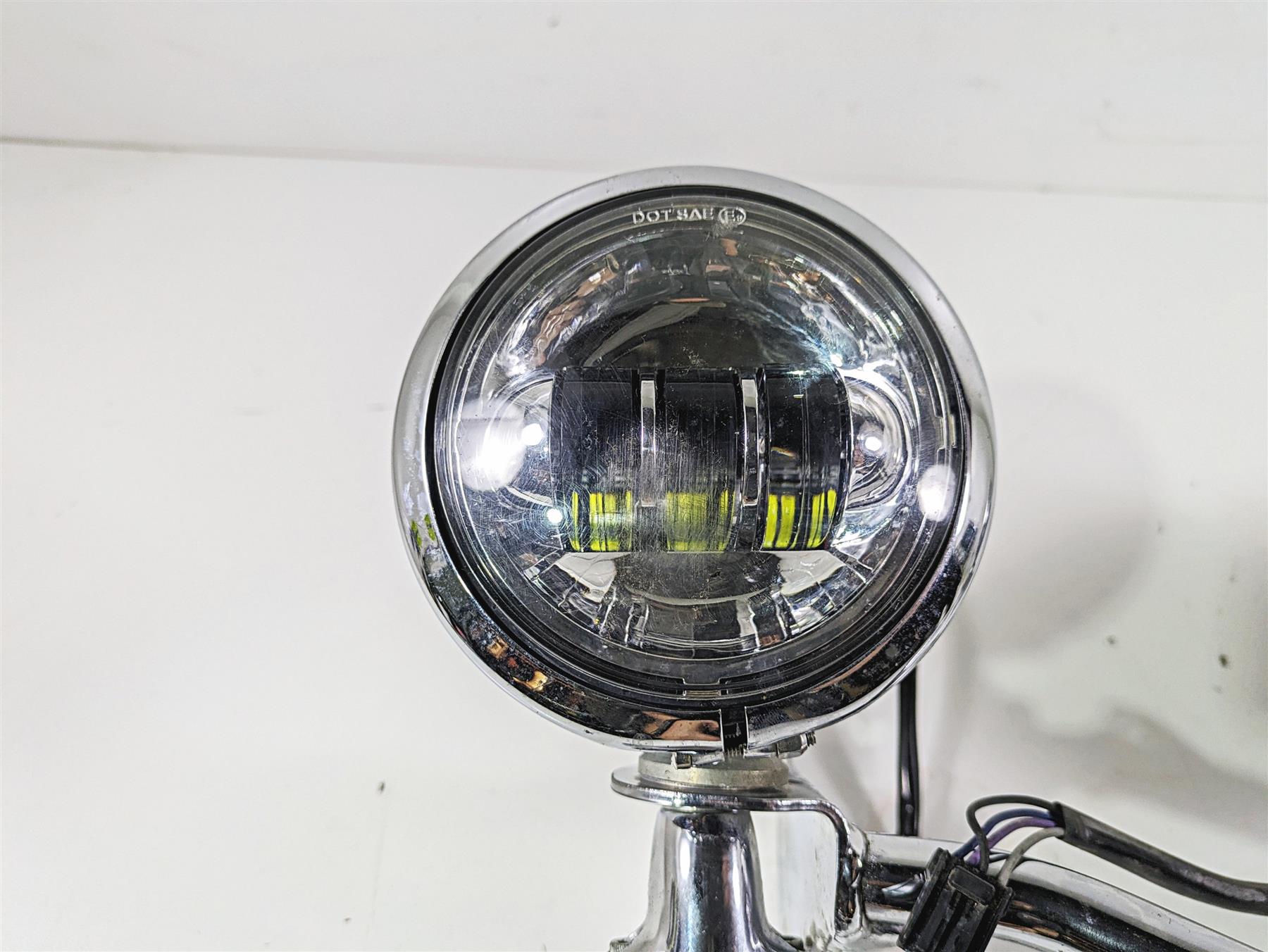 2008 Harley Touring FLHTCU E-Glide 105TH Front Blinker Spot Light Bar 68712-94A {{ shop.shopifyCountryName }} - Mototech271