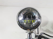 Load image into Gallery viewer, 2008 Harley Touring FLHTCU E-Glide 105TH Front Blinker Spot Light Bar 68712-94A | Mototech271
