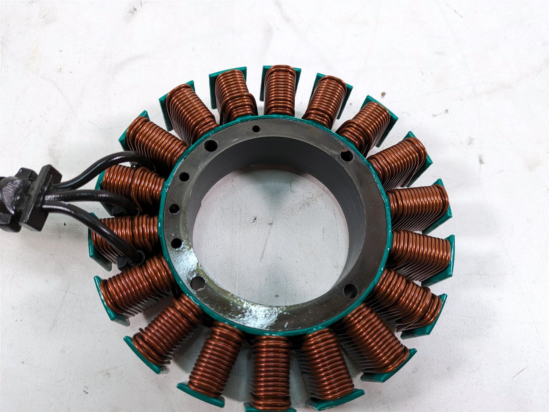 2006 Harley Touring FLHTCUI Electra Glide Stator Alternator Generator 29987-06D {{ shop.shopifyCountryName }} - Mototech271