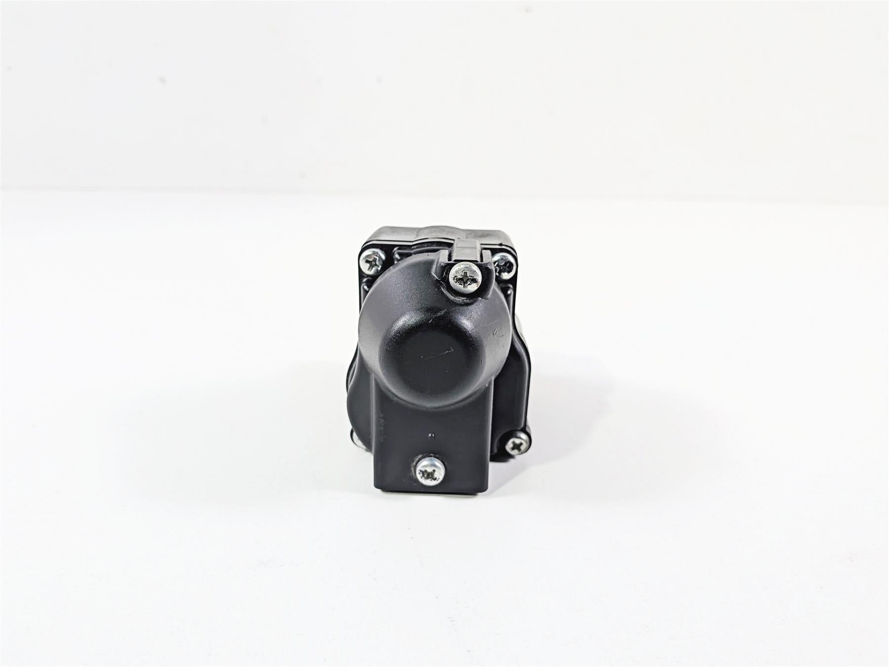 2023 Yamaha MT10 MTN1000 Exhaust Valve Servo Motor B5Y-85820-01-00 {{ shop.shopifyCountryName }} - Mototech271
