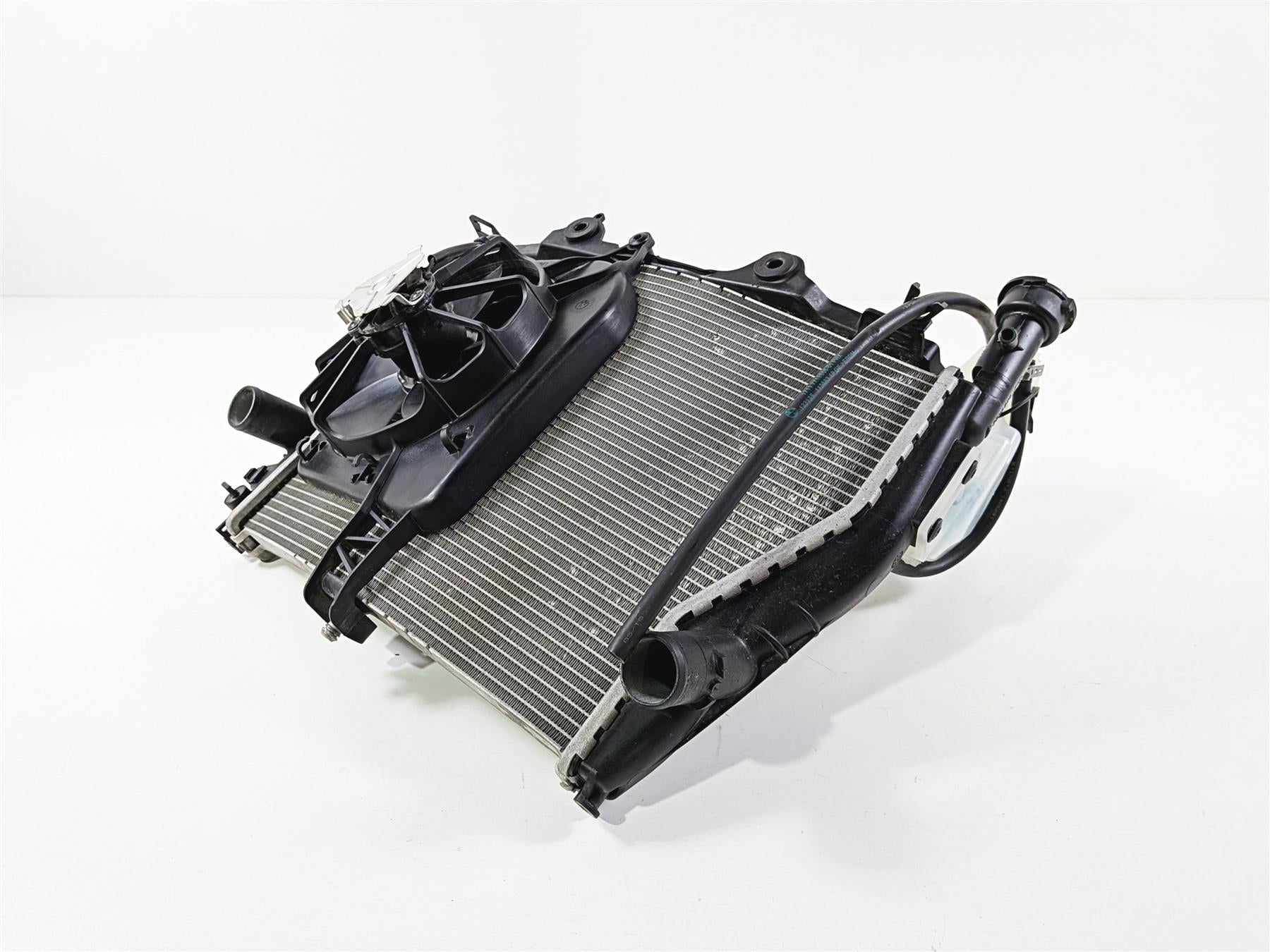 2016 BMW S1000RR K46 Radiator Fans Reservoir And Hoses 17118546822-Mototech271