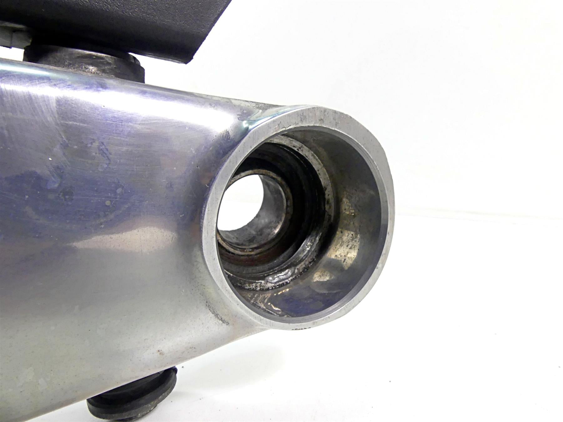 2014 Harley VRSCF Muscle V-Rod Rear Aluminum Swingarm Swing Arm -Read 48604-07A {{ shop.shopifyCountryName }} - Mototech271