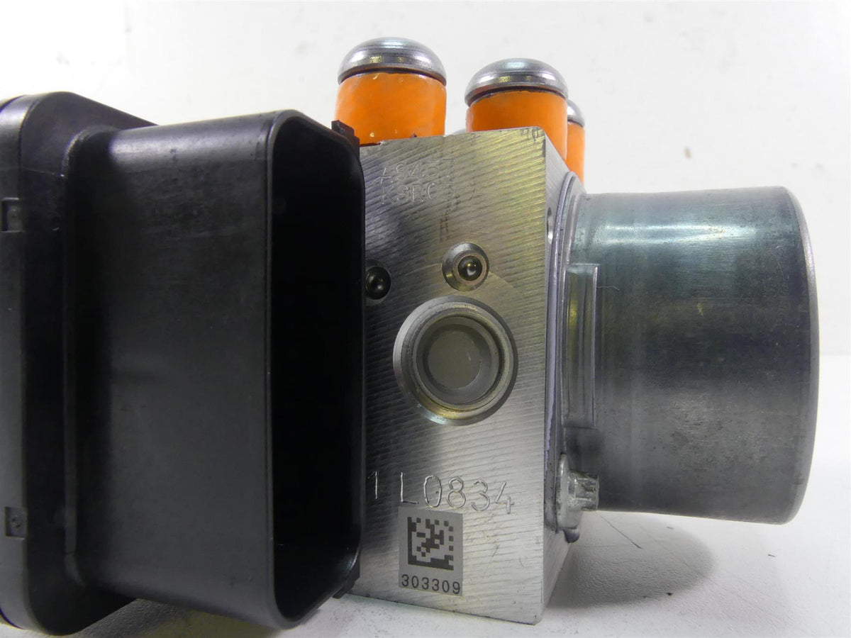 2017 BMW RnineT Racer K32 Abs Brake Pump Pressure Unit Module 8567777 {{ shop.shopifyCountryName }} - Mototech271