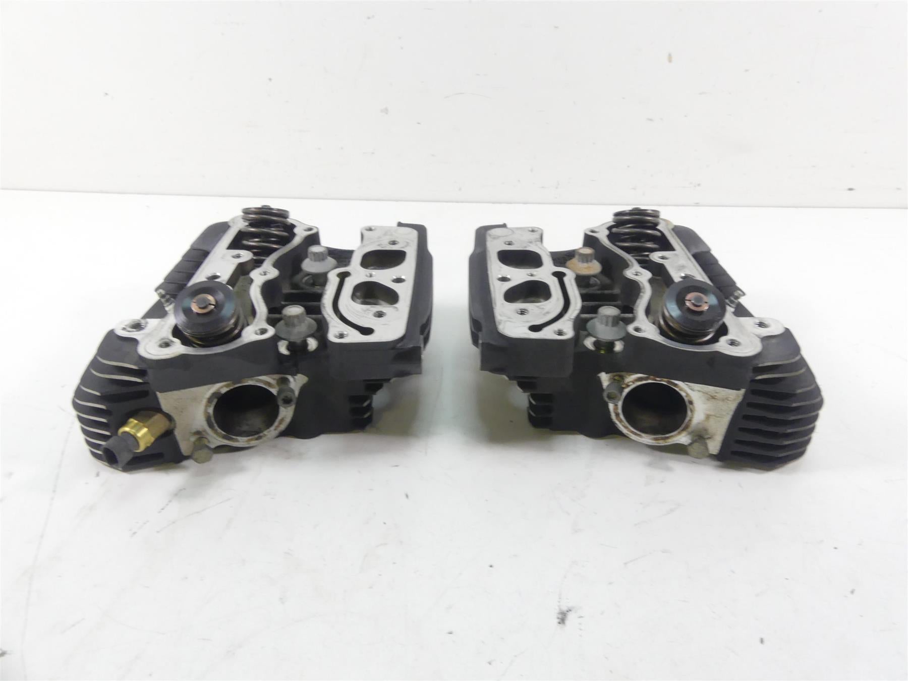 2002 Harley Touring FLHRCI Road King Cylinder Head + S&S Valve Springs 16725-99 {{ shop.shopifyCountryName }} - Mototech271
